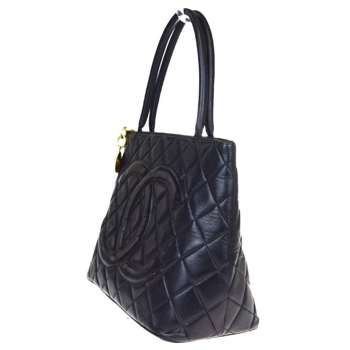 Chanel CC Logo Quilted Handbag