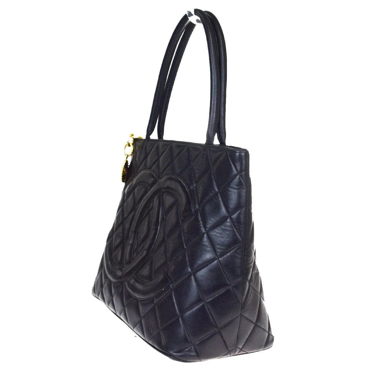 Chanel CC Logo Quilted Handbag