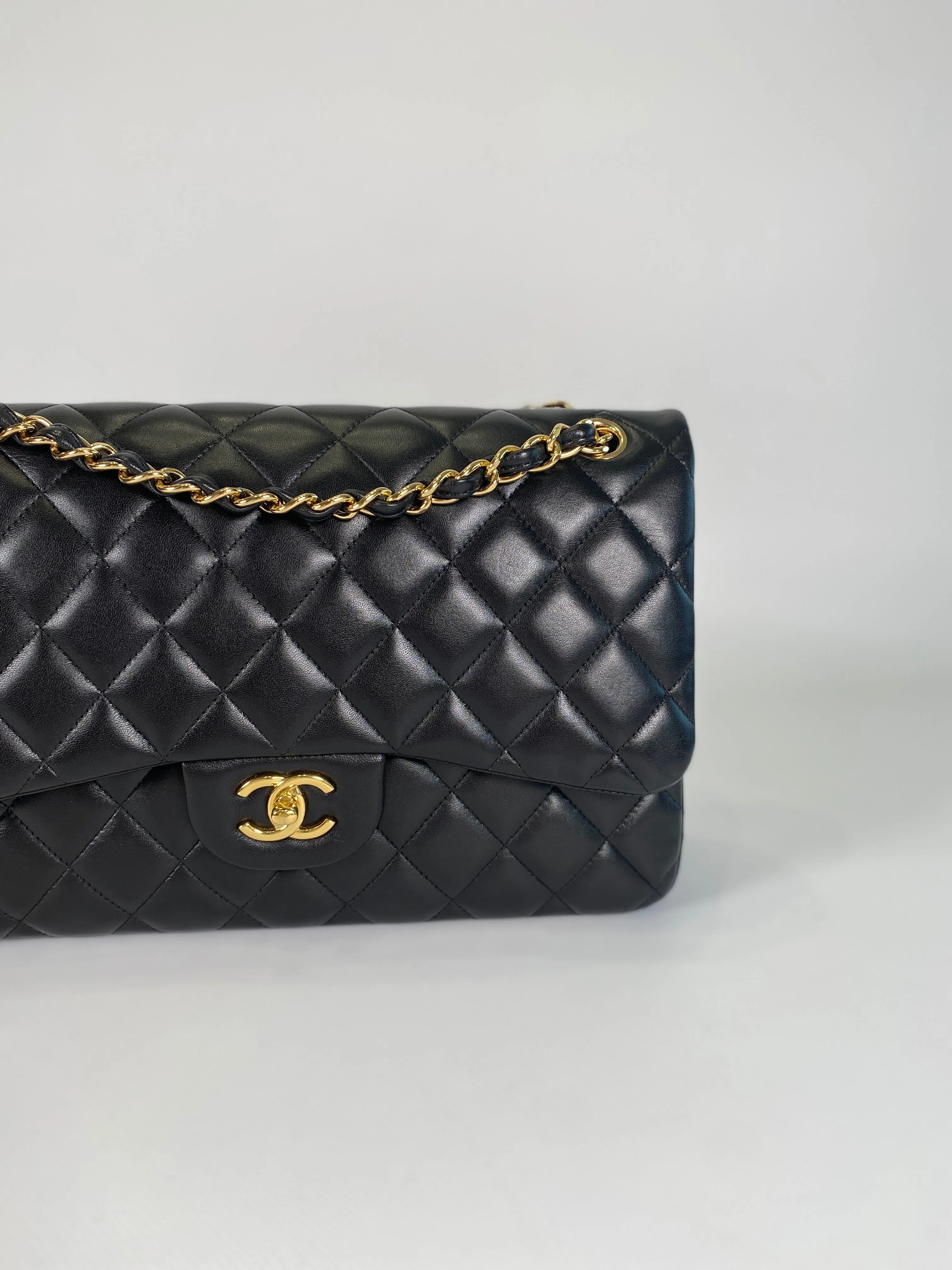 Chanel Classic Jumbo Flap