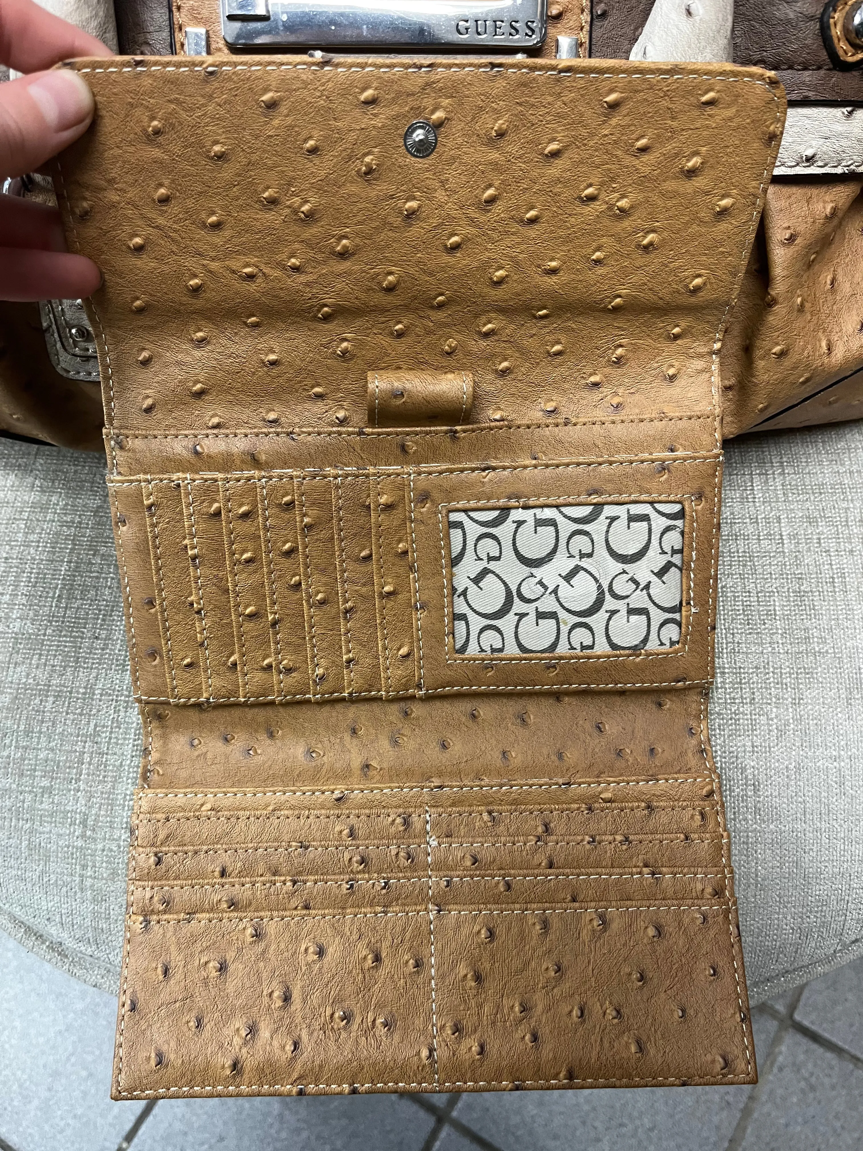 Guess Textured Wallet