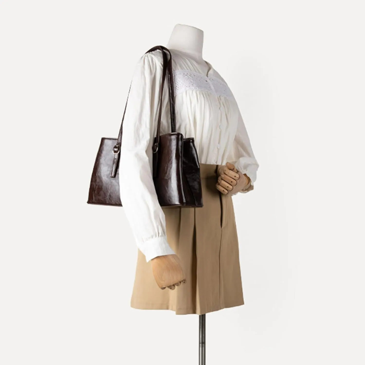Retro Large Capacity Shoulder Bag with Oil Glossy Waxed PU Leather Finish for Commuting Work Underarm Solid for Women